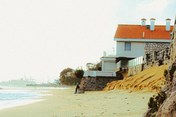 Où trouver une location de vacances en Espagne avec des cours de cuisine et des visites de bodegas ?